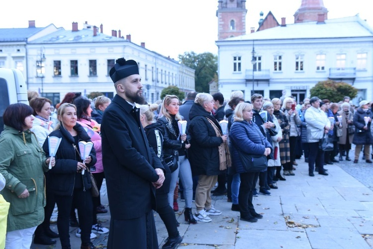 32. Sądecka Procesja Różańcowa