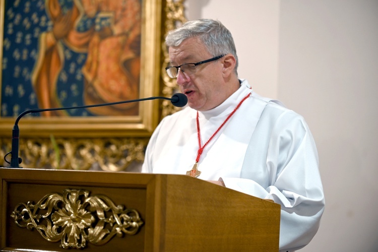 Rozpoczęcie peregrynacji symboli ŚDM w diecezji świdnickiej