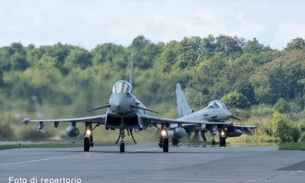 Rosyjskie myśliwce jednak NIE naruszyły przestrzeni powietrznej Polski i Szwecji