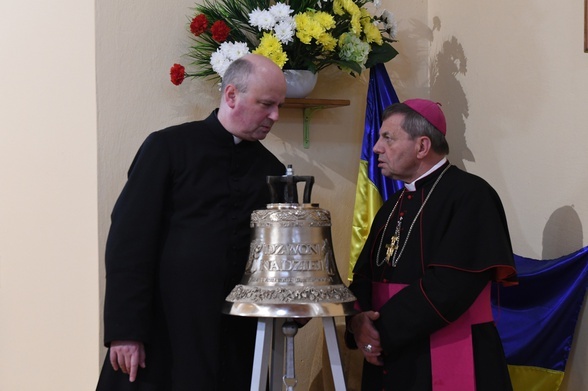 Z Łagiewnik do Ukrainy. Dzwon Nadziei już w Winnicy