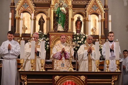 Wałbrzych. Koronacja obrazu Matki Bożej Białokamieńskiej