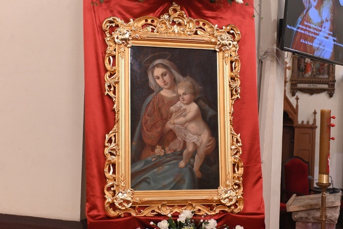 Wałbrzych. Koronacja obrazu Matki Bożej Białokamieńskiej