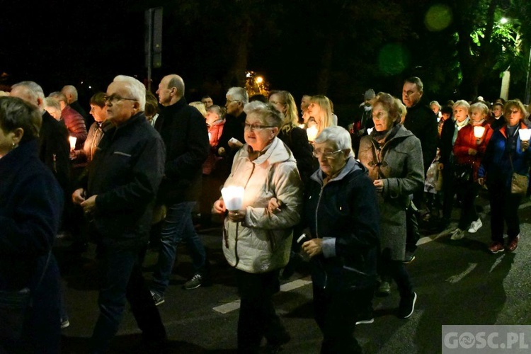 Procesja różańcowa w Głogowie