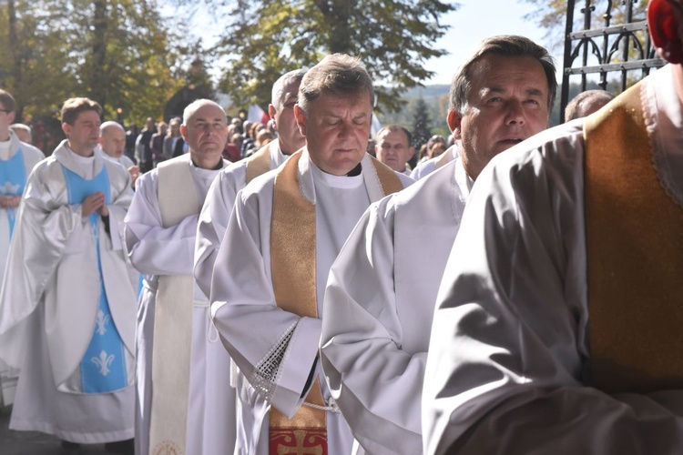 Nauczyciele w Porąbce Uszewskiej