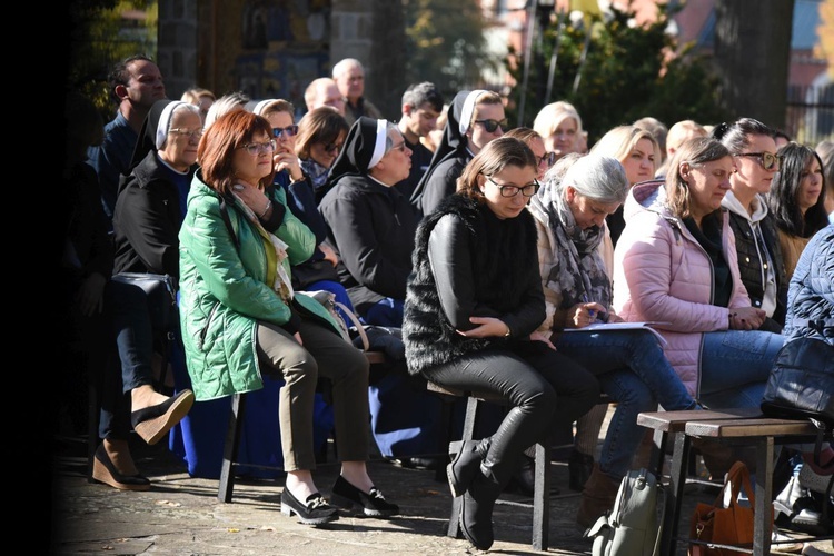 Nauczyciele w Porąbce Uszewskiej