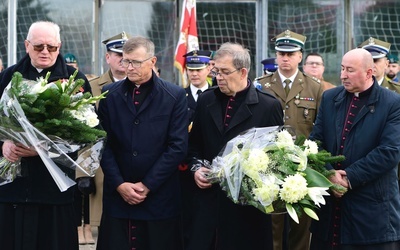 Dzień pamięci wielkich Polaków