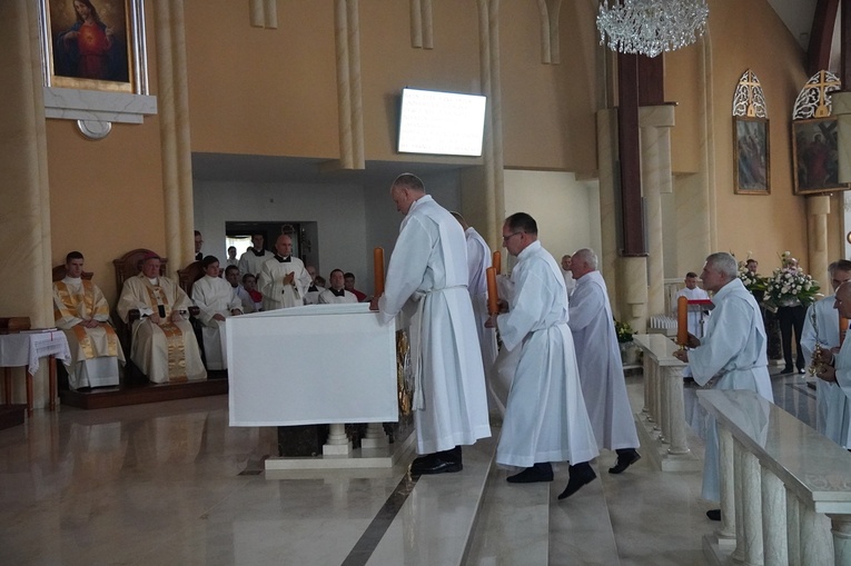 Poświęcenie kościoła w Żernikach Wrocławskich