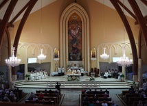 Poświęcenie kościoła w Żernikach Wrocławskich. Odpowiedź na tęsknotę Boga