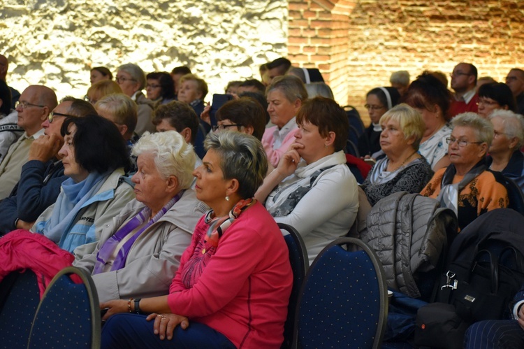 Konferencja "Prześladowany - jak katolik"