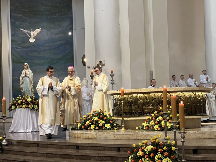 Katowice. Dziękczynienie za synod cz. 1