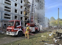 Ukraina: Liczba zabitych w ostrzale domów mieszkalnych w Zaporożu wzrosła do 13, rannych 89 osób