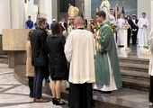 Abp W. Skworc: Otoczmy troską wszystkich dotkniętych energetycznym ubóstwem czy nawet wykluczeniem