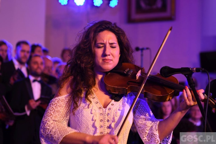 Uwielbienie na zakończenie Zielonogórskich Warsztatów Liturgiczno-Muzycznych