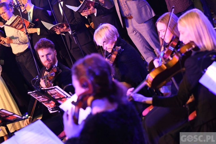 Uwielbienie na zakończenie Zielonogórskich Warsztatów Liturgiczno-Muzycznych