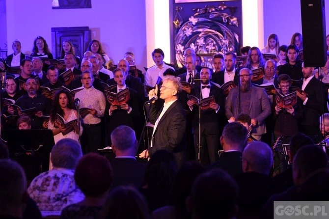 Uwielbienie na zakończenie Zielonogórskich Warsztatów Liturgiczno-Muzycznych