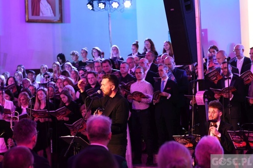 Uwielbienie na zakończenie Zielonogórskich Warsztatów Liturgiczno-Muzycznych