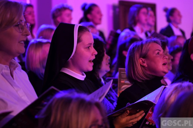 Uwielbienie na zakończenie Zielonogórskich Warsztatów Liturgiczno-Muzycznych