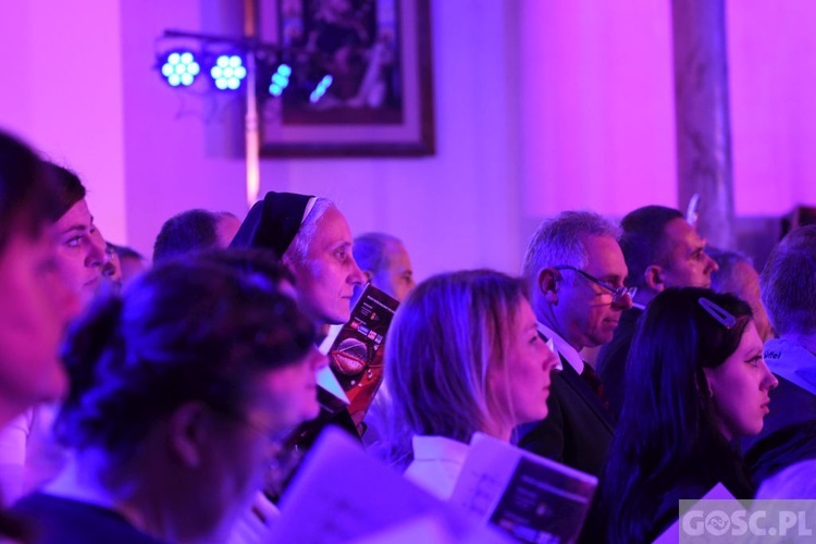 Uwielbienie na zakończenie Zielonogórskich Warsztatów Liturgiczno-Muzycznych