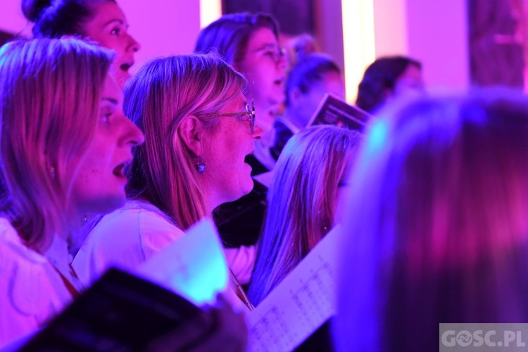 Uwielbienie na zakończenie Zielonogórskich Warsztatów Liturgiczno-Muzycznych