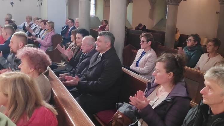 Stolec. Przegląd Pieśni Religijnych z wyjątkowymi tradycjami