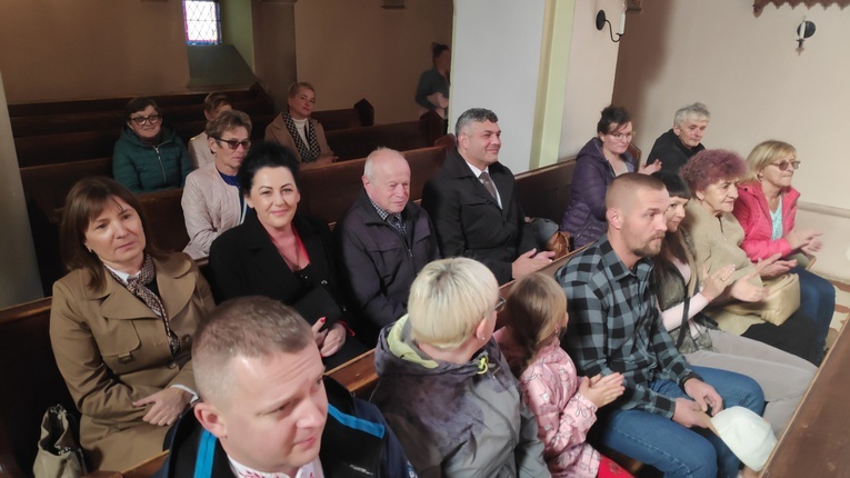 Stolec. Przegląd Pieśni Religijnych z wyjątkowymi tradycjami
