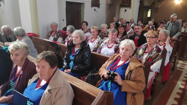 Stolec. Przegląd Pieśni Religijnych z wyjątkowymi tradycjami