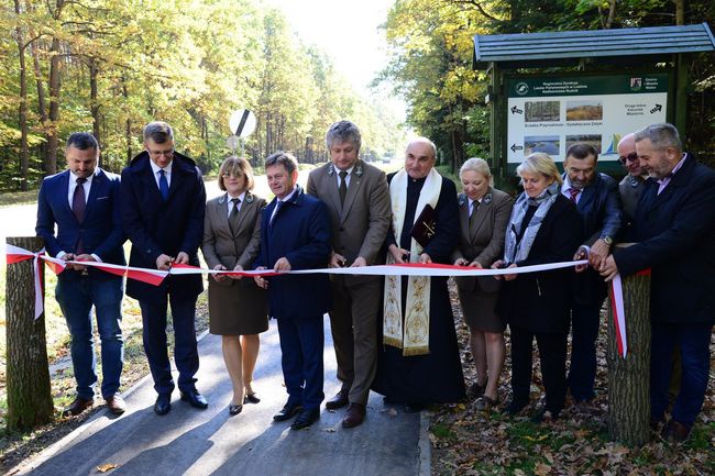 Otwarcie ścieżki pieszo-rowerowej.