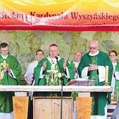 Mszy św. polowej przewodniczył abp Józef Górzyński.