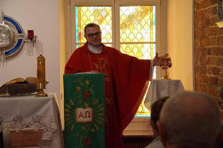 Relikwie Edyty Stein wprowadzone do kaplicy PWT we Wrocławiu