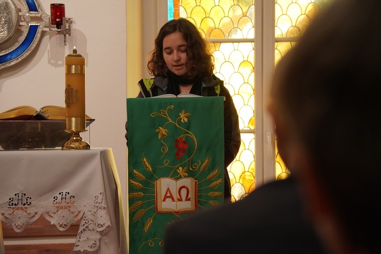 Relikwie Edyty Stein wprowadzone do kaplicy PWT we Wrocławiu