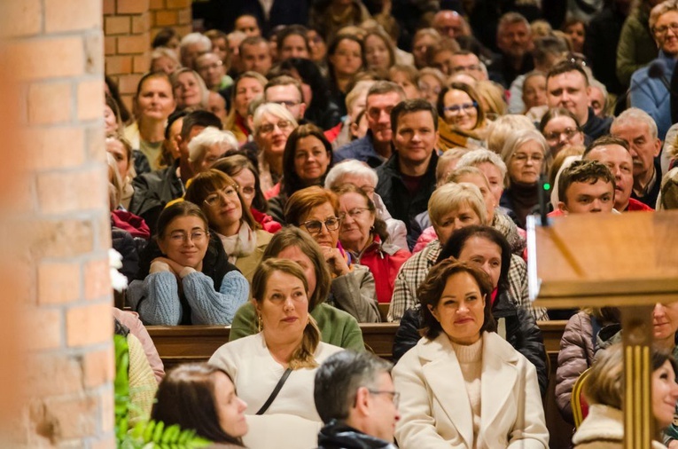 Głogów. Rekolekcje z o. Adamem Szustakiem