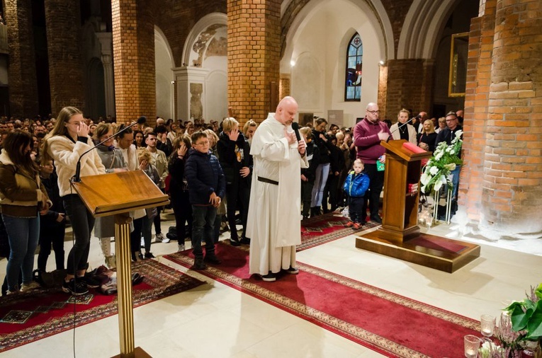 Głogów. Rekolekcje z o. Adamem Szustakiem