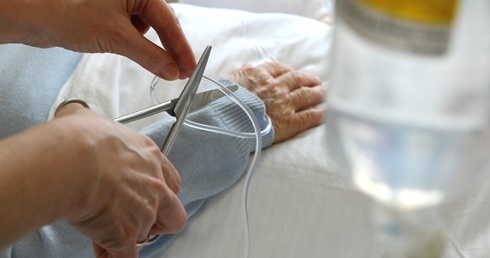 Czy eutanazja to dobra śmierć? Prawo, praktyka i debata publiczna 