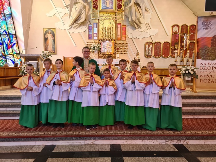 Pasierbiec. Nowi ministranci