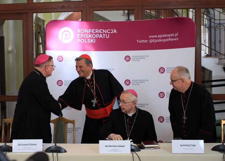 Konferencja prasowa na zakończenie zebrania plenarnego KEP z udziałem kard. Mario Grecha 
