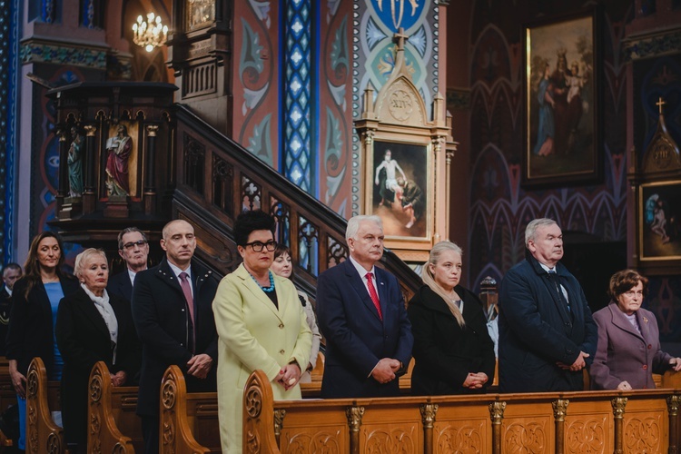 Ogólnopolskie obchody Dnia Ratownictwa Medycznego w sanktuarium Matki Zagłębia i Pani Dąbrowy Górniczej 