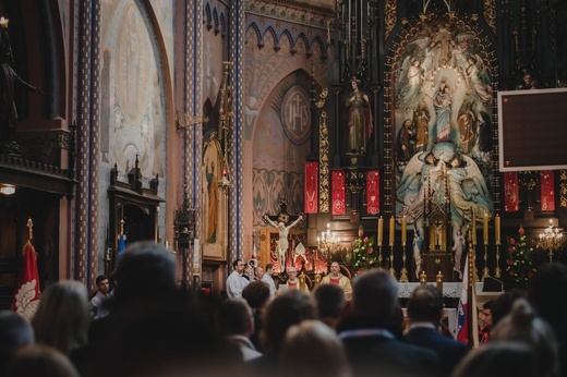 Ogólnopolskie obchody Dnia Ratownictwa Medycznego w sanktuarium Matki Zagłębia i Pani Dąbrowy Górniczej 