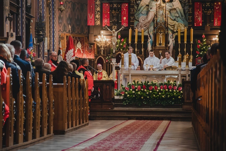 Ogólnopolskie obchody Dnia Ratownictwa Medycznego w sanktuarium Matki Zagłębia i Pani Dąbrowy Górniczej 