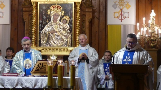 Czuwanie fatimskie w Rychwałdzie z bp. Romanem Pindlem - 13 października 2022 r.
