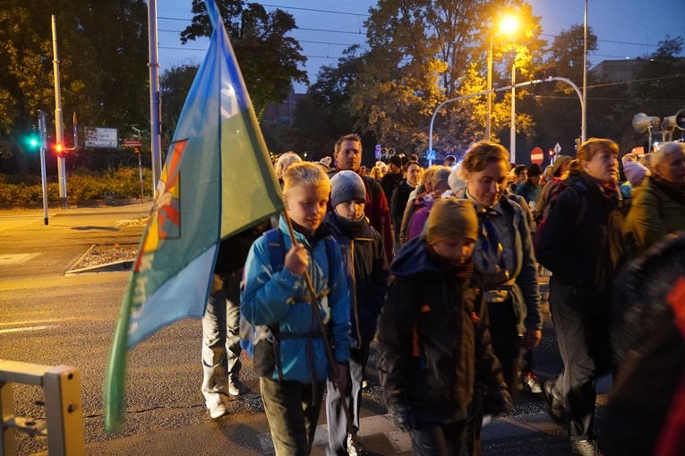 Pielgrzymka trzebnicka 2022 cz. 1 - wyjście