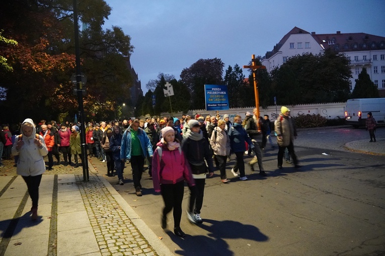 Pielgrzymka trzebnicka 2022 cz. 1 - wyjście