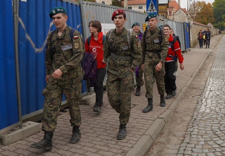 Pielgrzymka trzebnicka 2022 cz. 8 - wejście i Msza św.