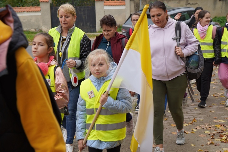 Pielgrzymka trzebnicka 2022 cz. 8 - wejście i Msza św.