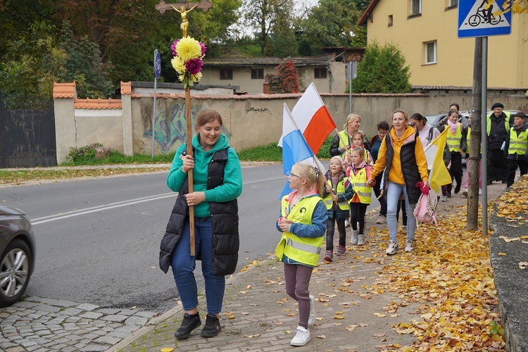 Pielgrzymka trzebnicka 2022 cz. 8 - wejście i Msza św.