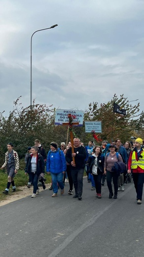 Pielgrzymka trzebnicka z Bagna i Obornik Śląskich