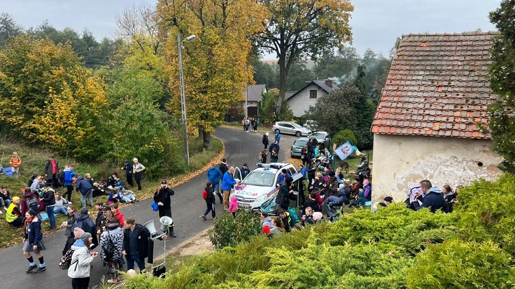 Pielgrzymka trzebnicka z Bagna i Obornik Śląskich