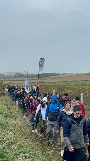 Pielgrzymka trzebnicka z Bagna i Obornik Śląskich