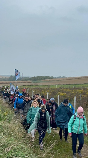 Pielgrzymka trzebnicka z Bagna i Obornik Śląskich