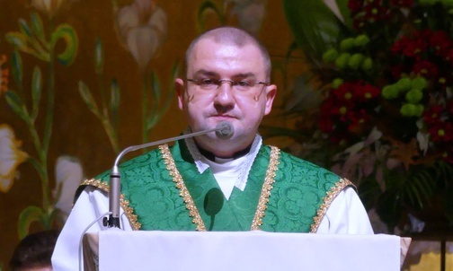 Ks. Szczepan Kobielus w Dniu Dziecka Utraconego na Złotych Łanach.