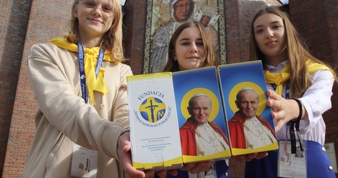 Legnica. Spotkanie papieskich szkół 